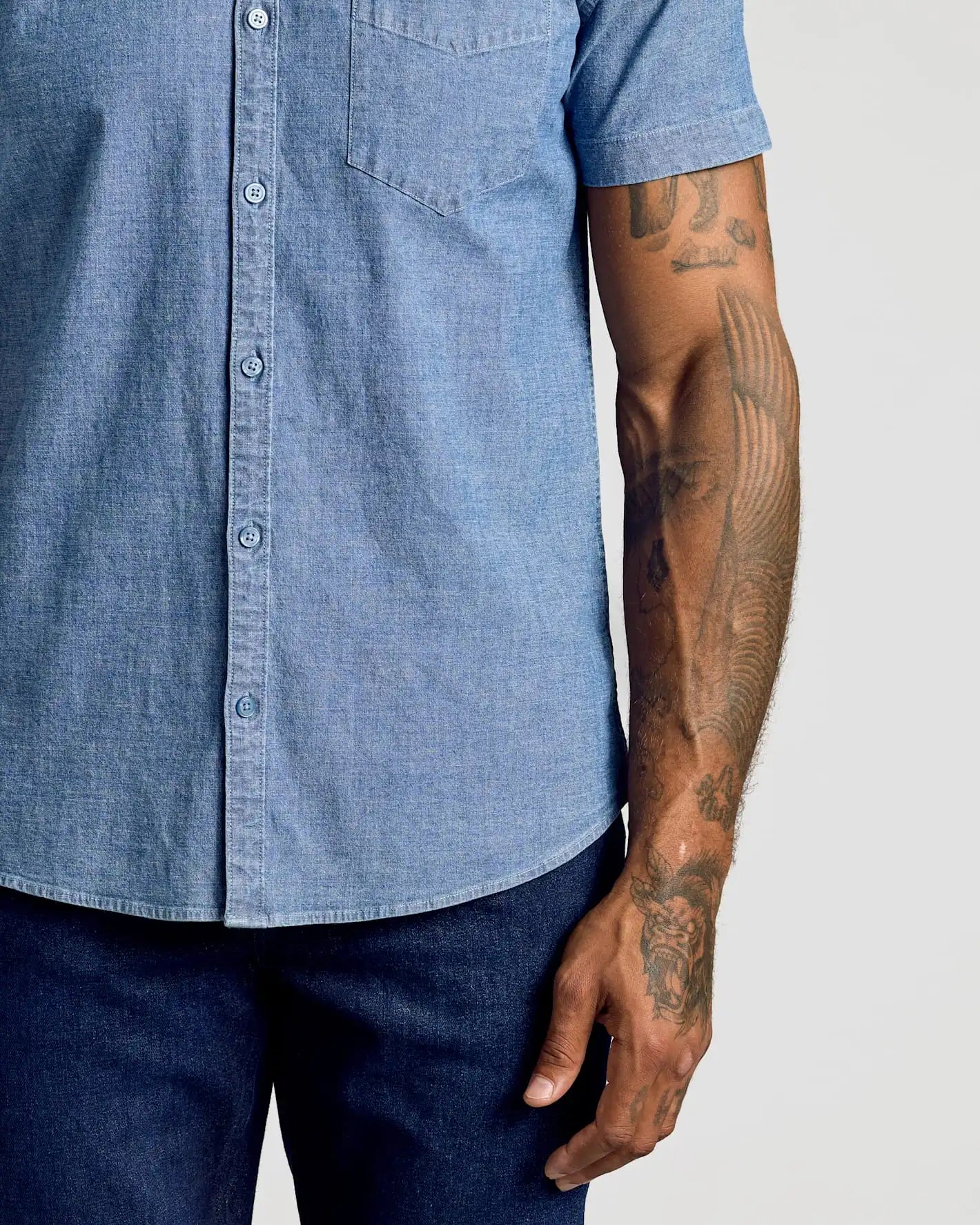 Light Indigo Wash Short Sleeve Stretch Chambray Shirt