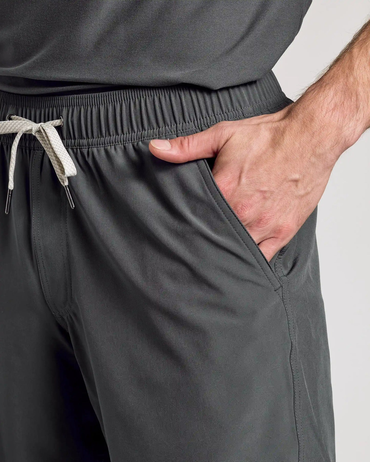 Carbon 9" Active Quick Dry Shorts