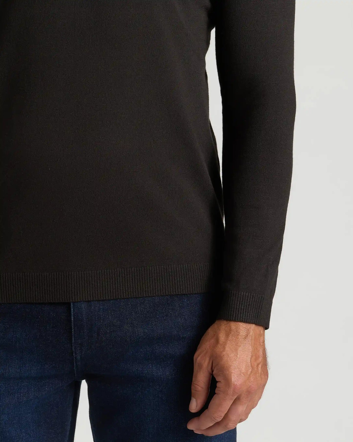 Black & Navy Dressy V-Neck Sweater 2-Pack