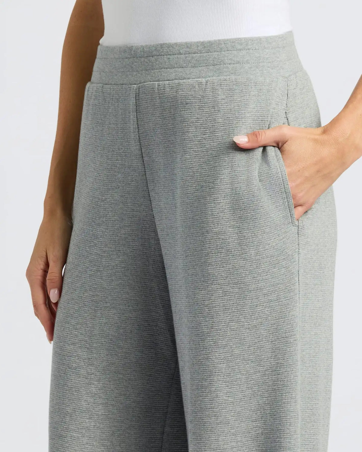Womens Heather Gray Waffle Long Sleeve Henley & Waffle Leg Pant 2-Pack